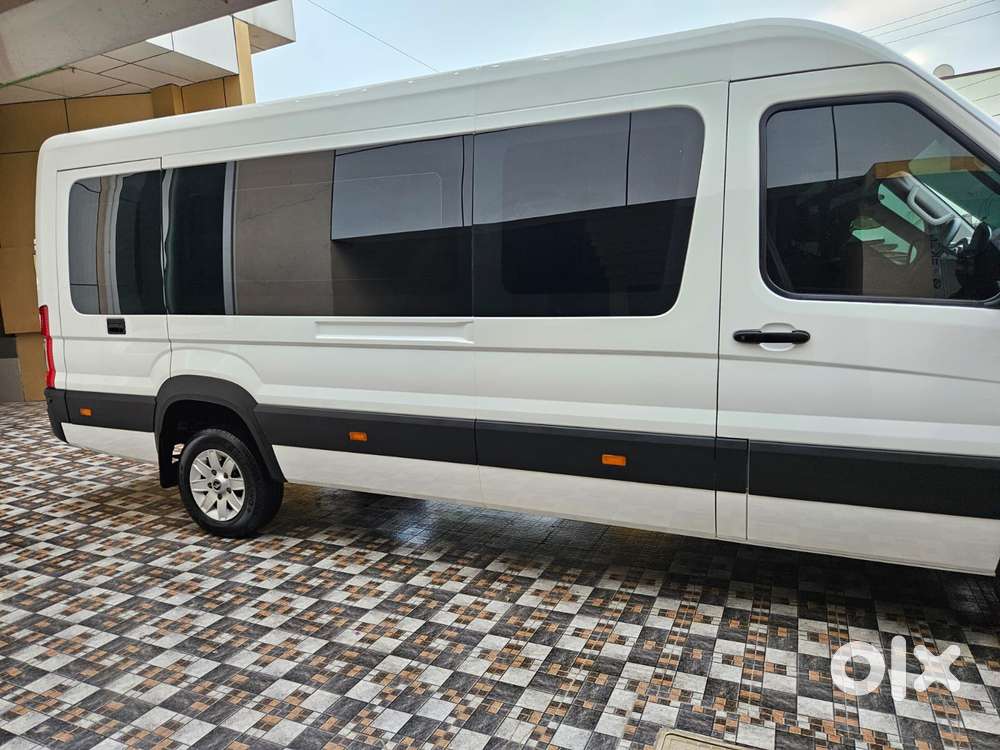 Force Motors Trax Cruiser 12 Str Ac, 2024, Diesel