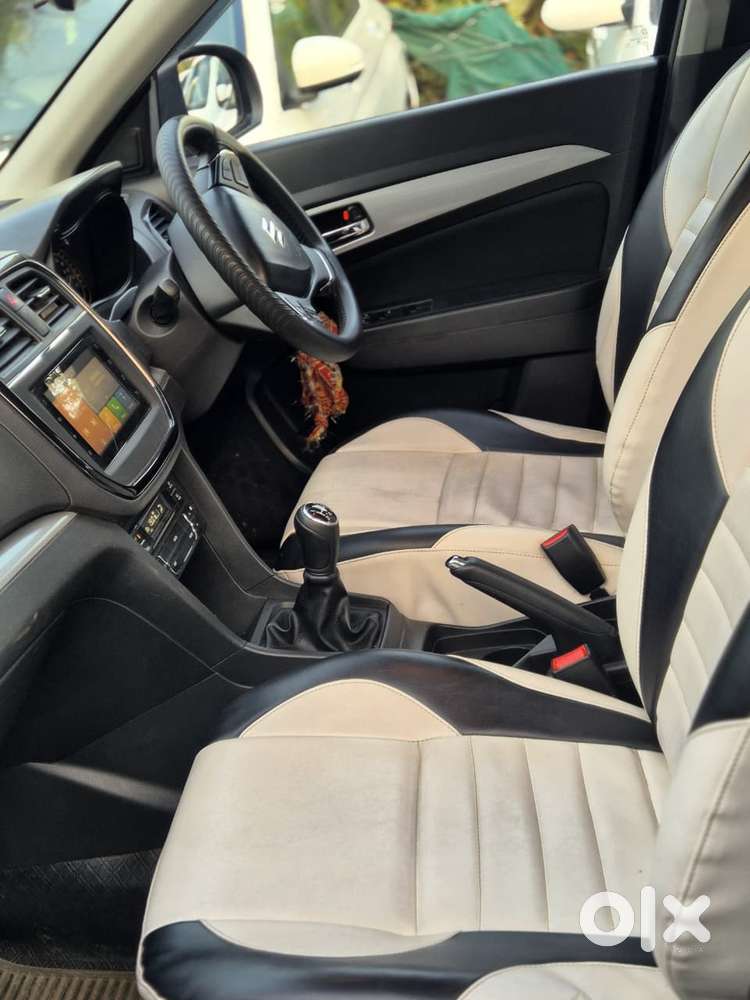 Maruti Suzuki Brezza 1.5 Zxi Smart Hybrid, 2020, Petrol