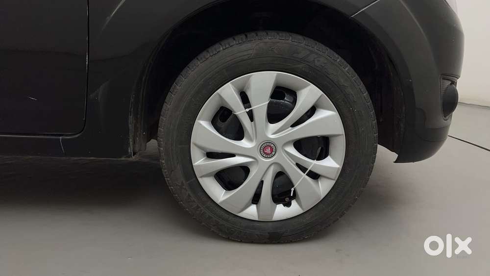 Ford Figo 1.2 Duratec Petrol Zxi, 2011, Petrol