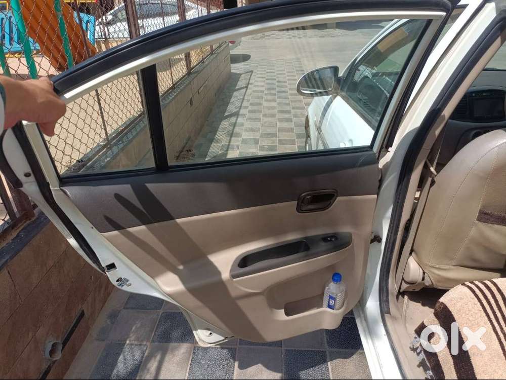 Well-maintained All Service From Hyundai / Best Cheapest Price Deal