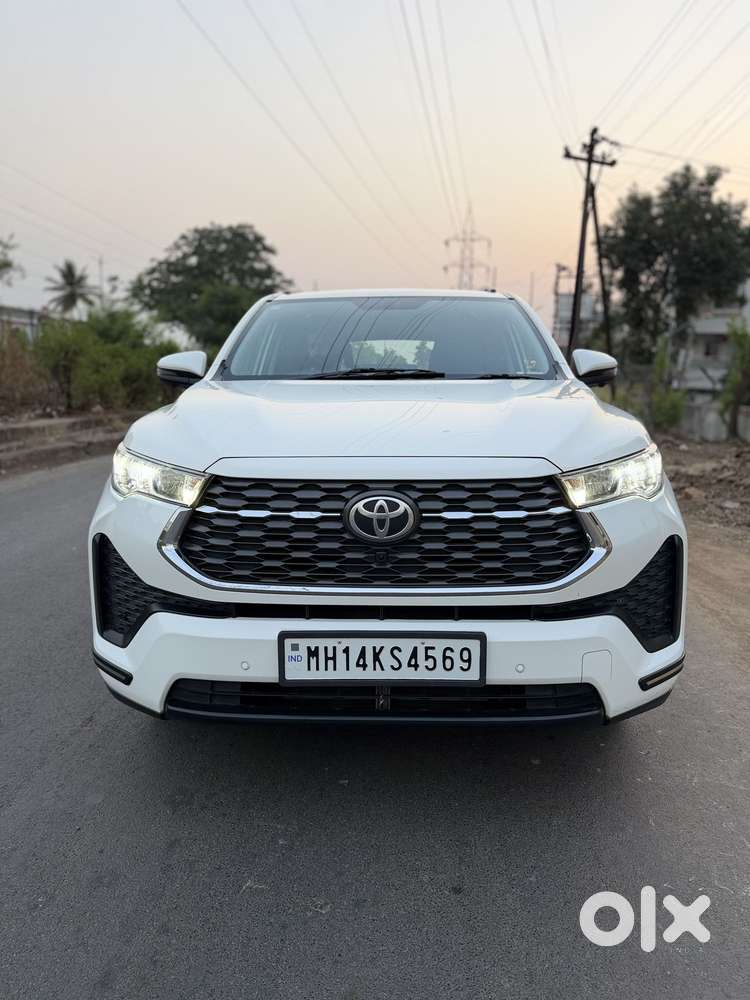 Toyota Innova Hycross 2.0 Vx Hybrid 7 Str, 2023, Petrol