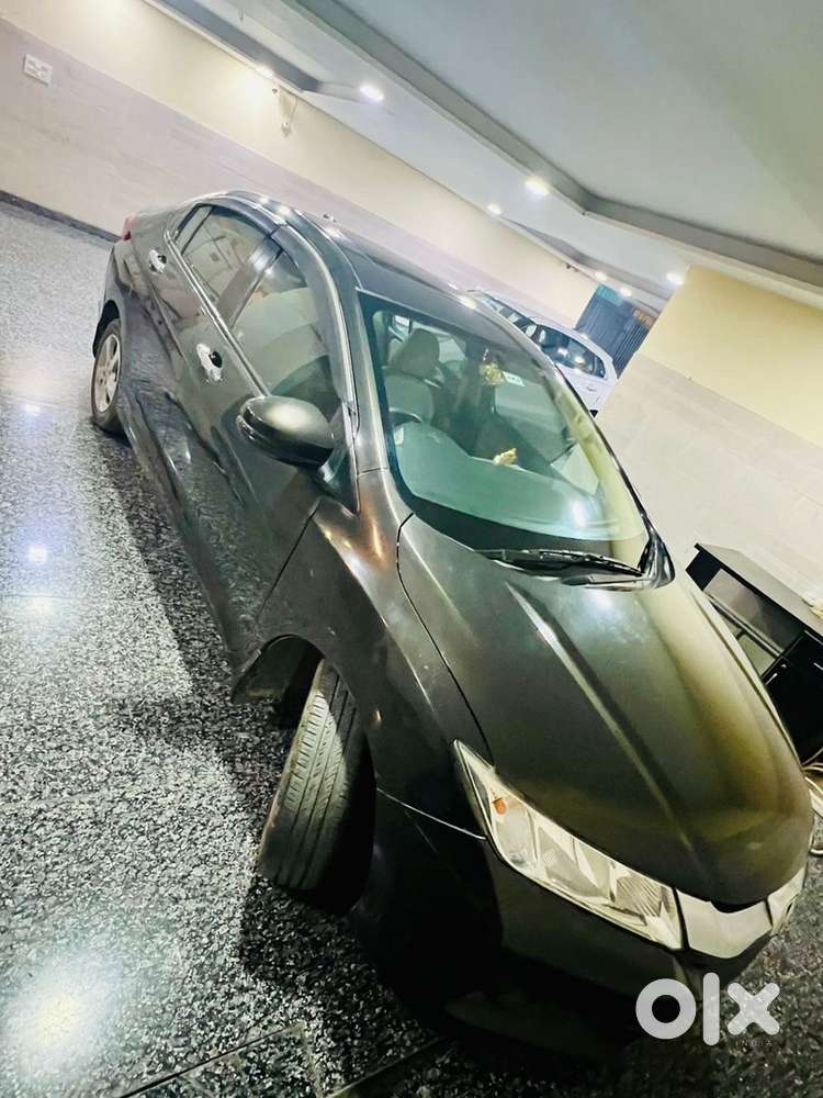 Honda City Vx Petrol 2016 Model With Sunroof
