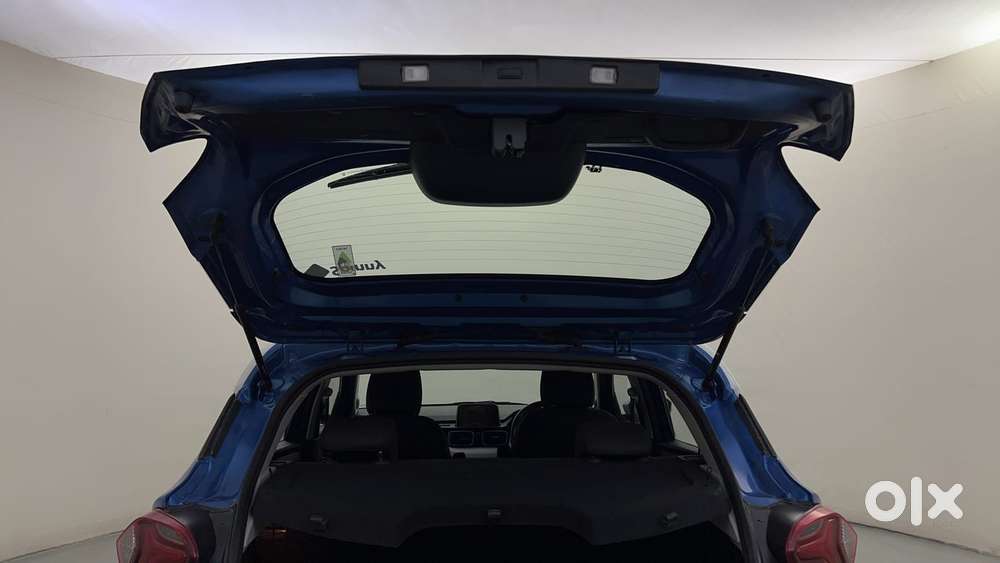 Tata Punch Creative Dual Tone Amt Sunroof, 2023, Petrol