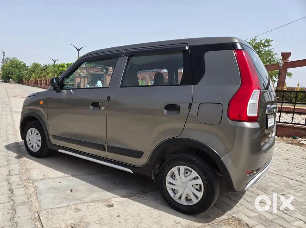 Wagon R Lxi Cng Green 1st Owner Showroom Condition