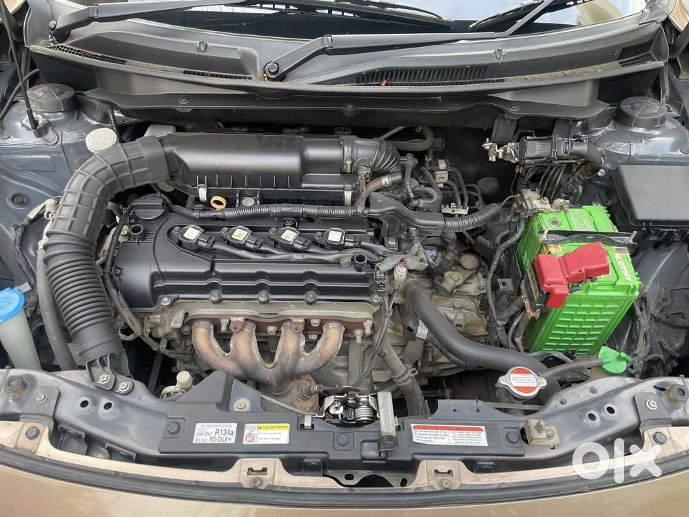 Maruti Suzuki Swift Dzire Vxi Optional, 2018, Petrol