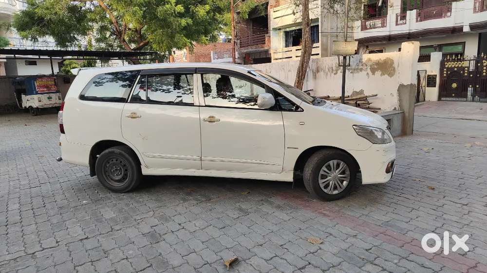 Innova Car Diesel In Good Condition