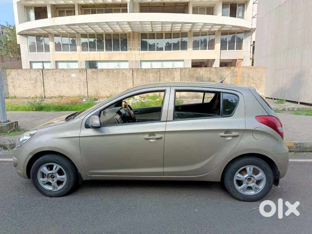 I20 Sportz This With Android 10.11inch Screen Installed