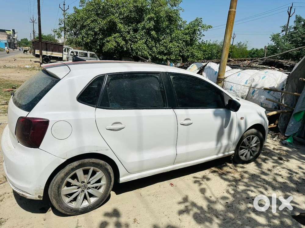 Volkswagen Polo 2015 Cng & Hybrids Well Maintained