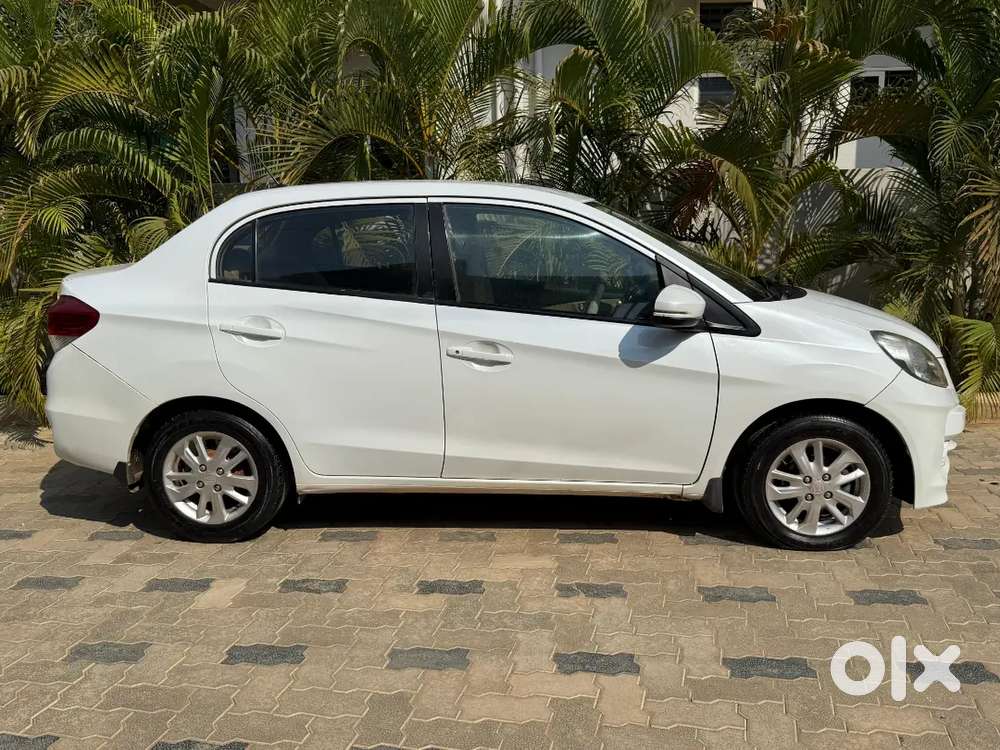Honda Amaze 1.5 E 2015
