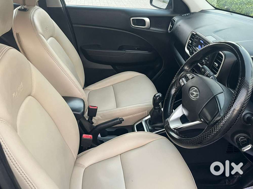 Hyundai Venue S 1.2 Petrol, 2021, Petrol
