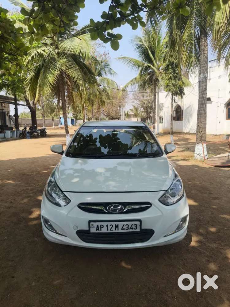 Hyundai  Verna