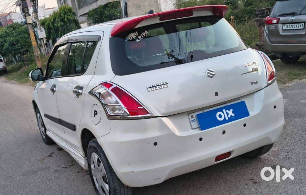Maruti Suzuki Swift Vxi 1.2 Abs Bs-iv, 2016, Petrol