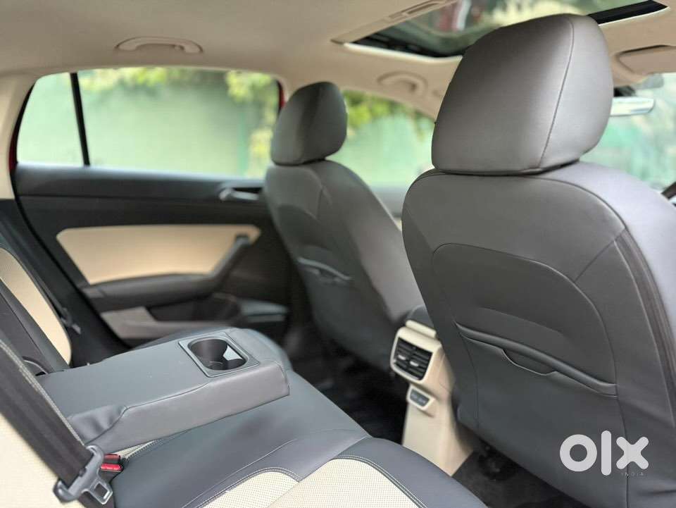 Skoda Slavia 1.0 Tsi Style, 2023, Petrol