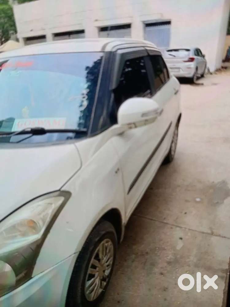 Maruti Suzuki Dzire 2016 Petrol Cng 71500 Km Driven