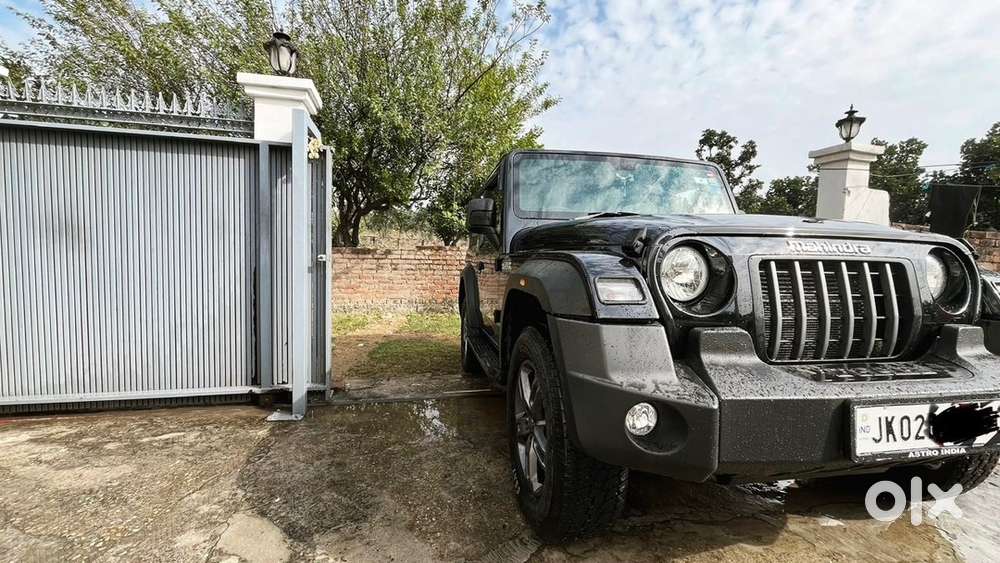 Mahindra Thar Petrol 2022