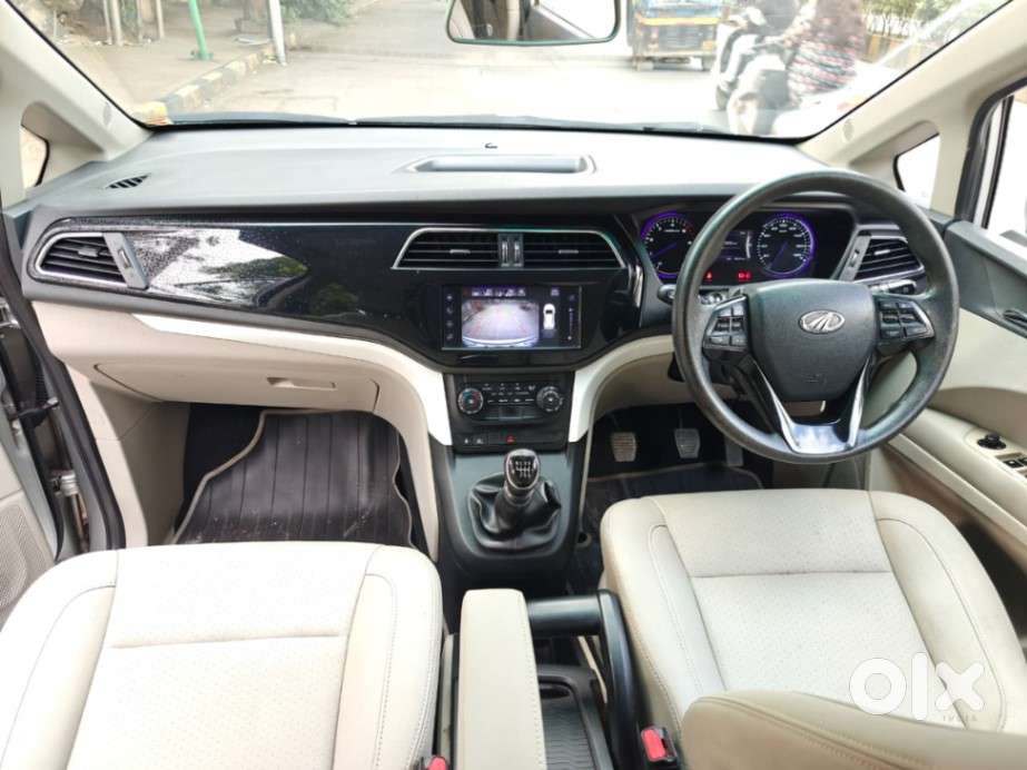 Mahindra Marazzo M8, 2019, Diesel