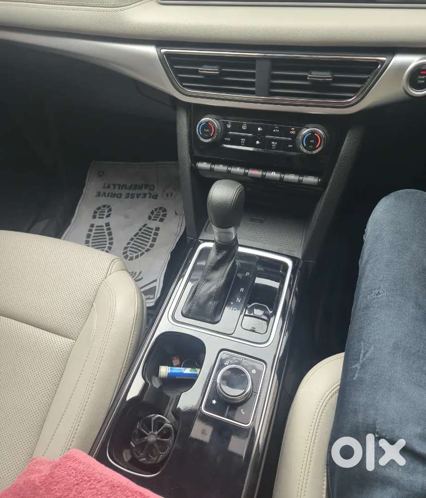 Mahindra Xuv700 Diesel Auto 2024 Luxury