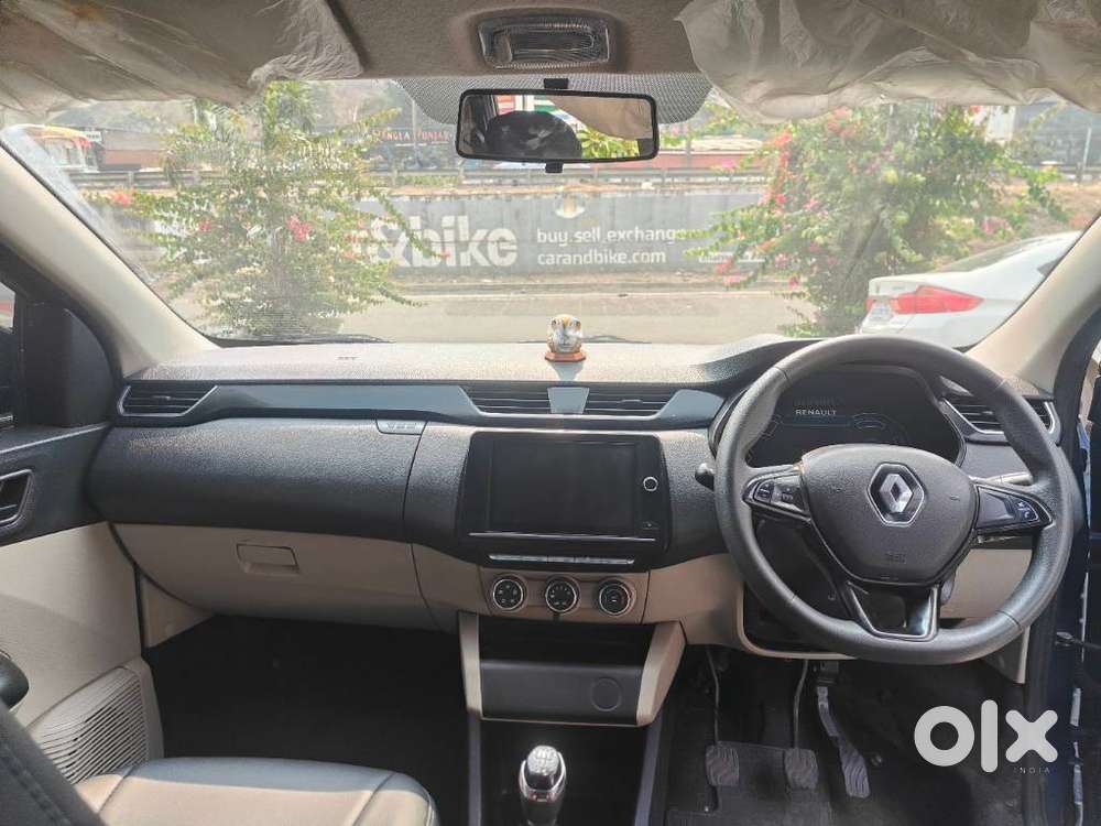 Renault Triber Rxt, 2022, Petrol