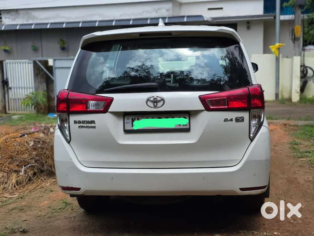Toyota Innova Crysta 2021 Diesel Well Maintained