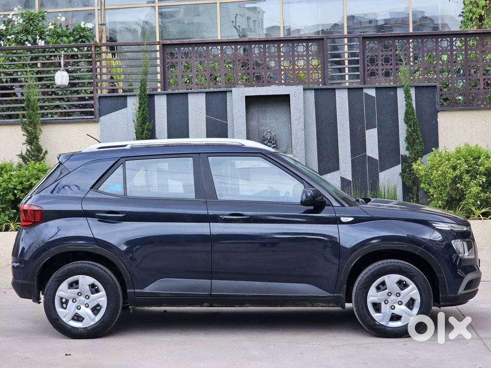 Hyundai Venue S 1.2 Petrol, 2020, Petrol
