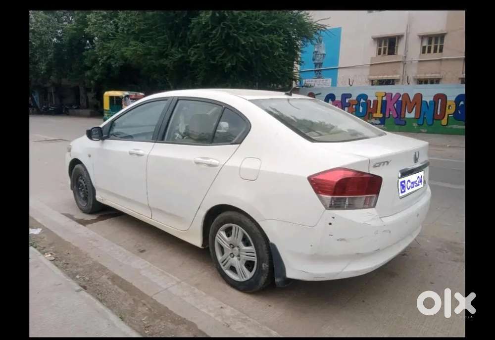 Honda City 1.5 Hybrid 2011