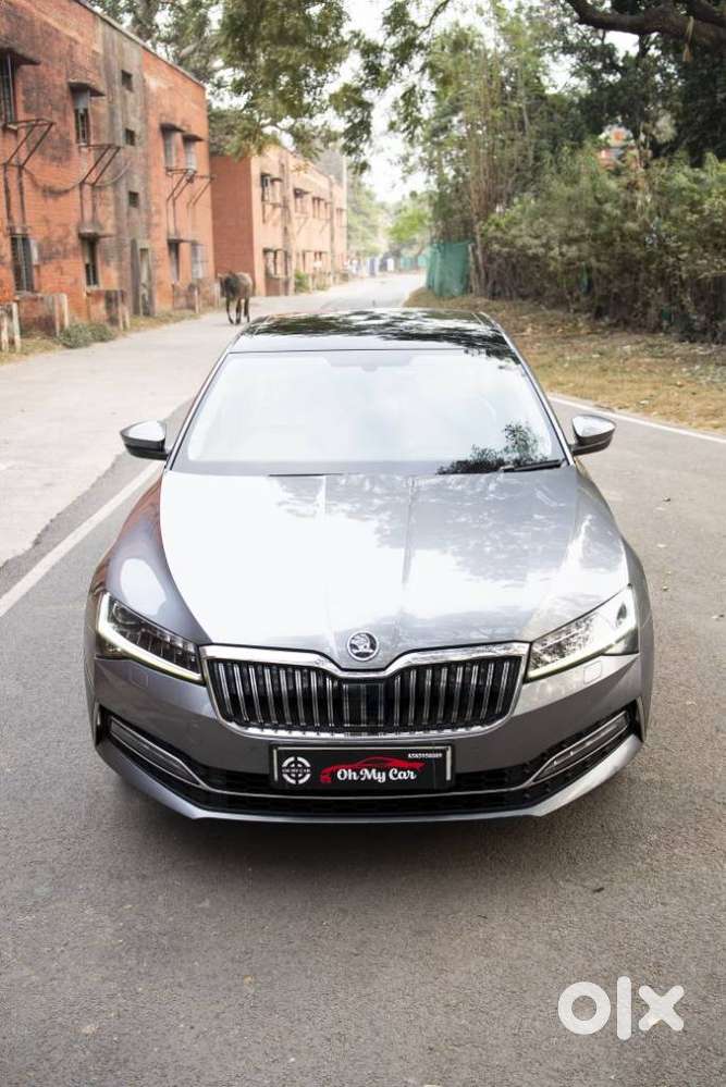Skoda Superb Laurin And Klement 1.8, 2023, Petrol