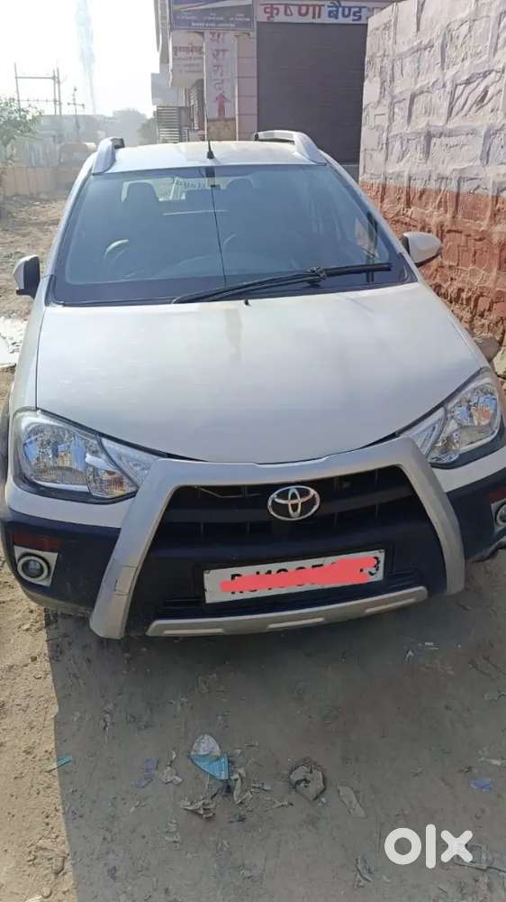 Toyota Etios Cross 2014 Diesel Well Maintained  24+ Milage