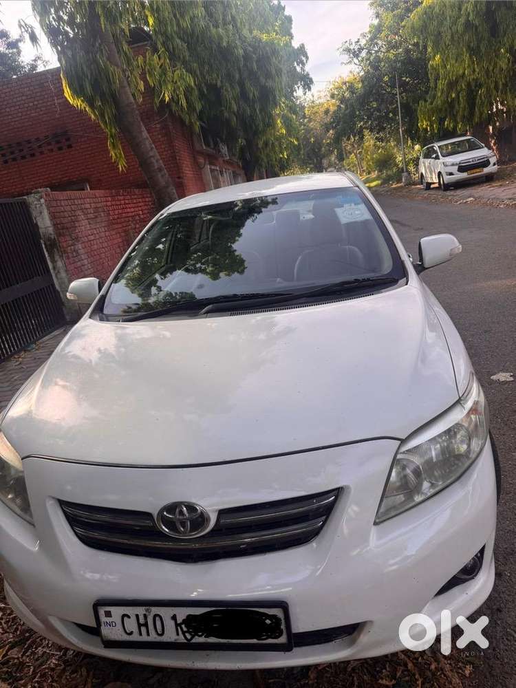 Toyota Petrol Manual 2011