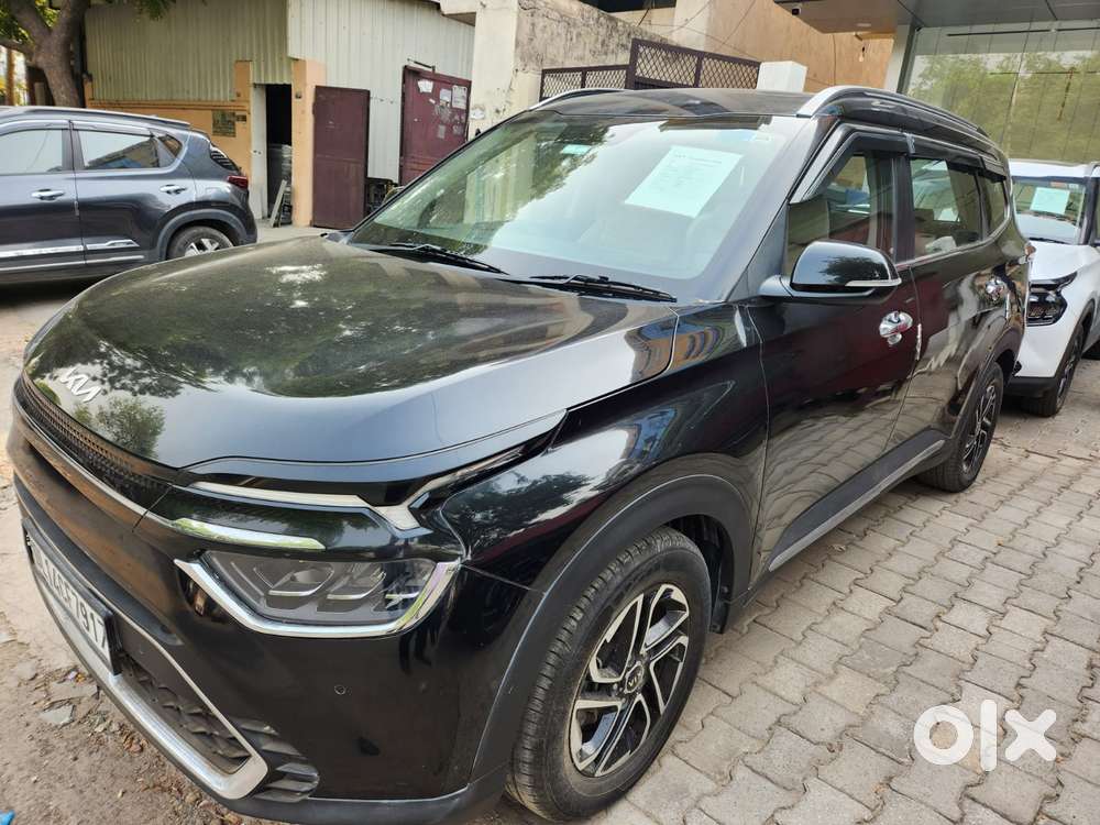 Kia Carens 1.4 Luxury Plus 6 Str, 2022, Petrol