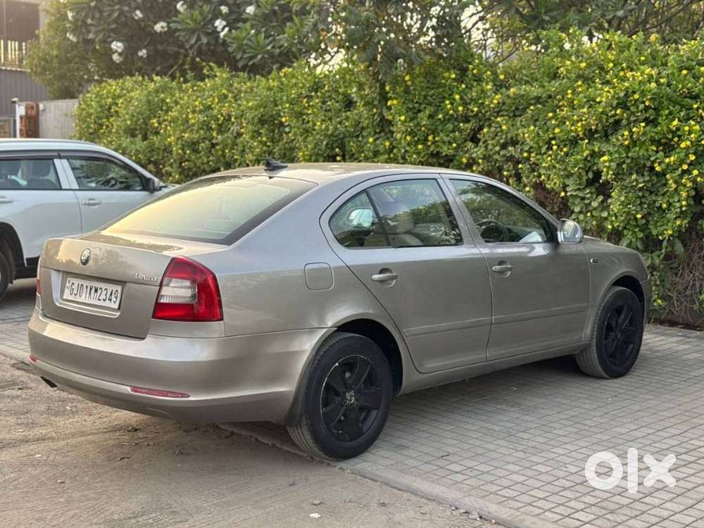 Skoda Laura 2.0 Tdi At L And K, 2011, Diesel