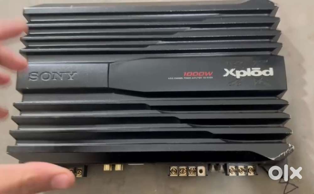 Sony 4 channel amp with nakamichi 400rms subwoofer