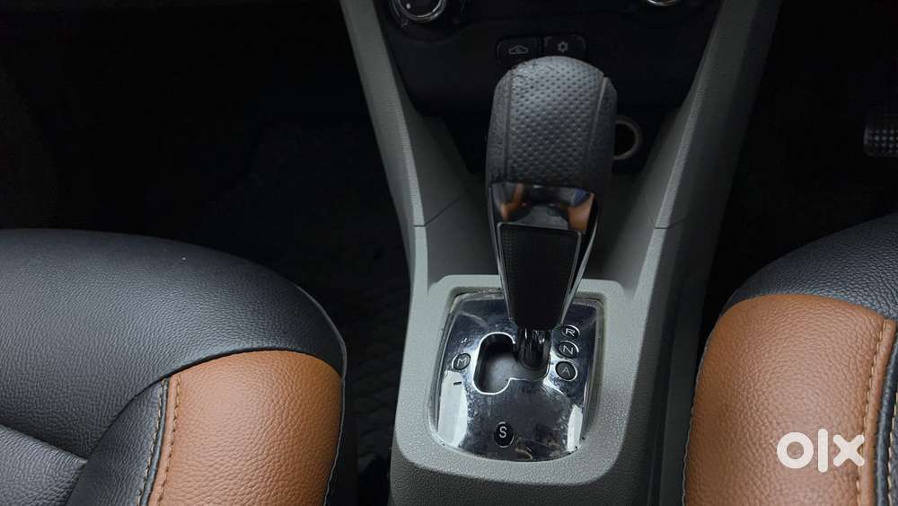 Tata Tiago Xza, 2019, Petrol