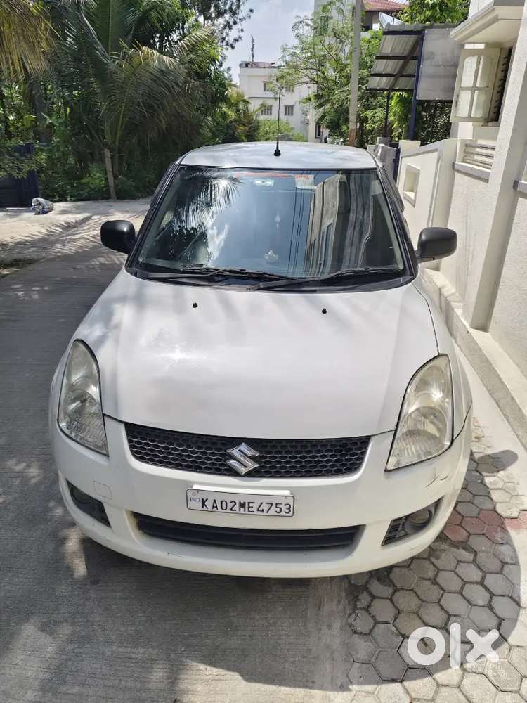 Swift 1.2 Vxi Petrol 2010