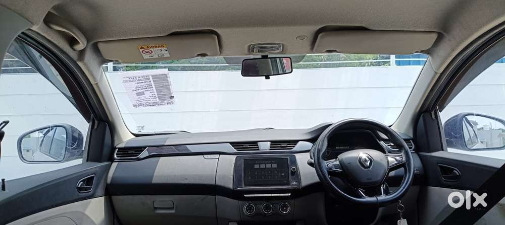 Renault Triber Rxt, 2023, Petrol