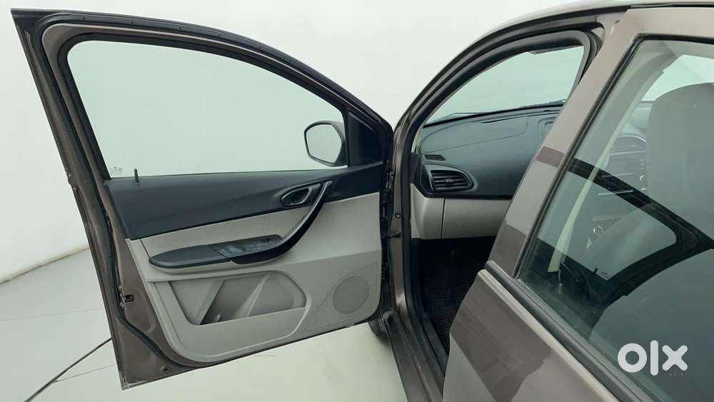 Tata Tiago Xza, 2019, Petrol