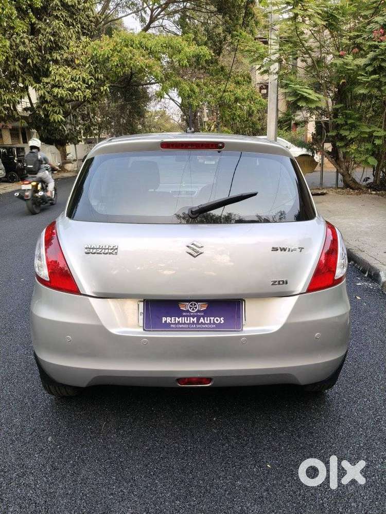 Maruti Suzuki Swift Zdi Plus, 2015, Diesel