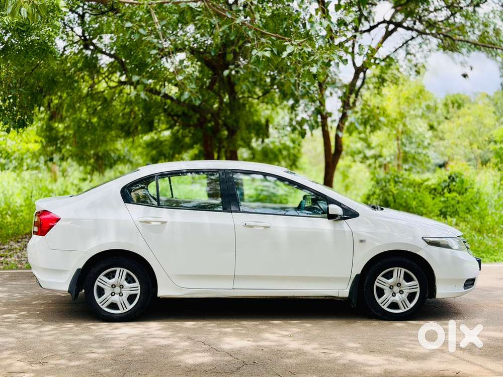 Honda City (petrol) 2013/2nd Owner Only 59k Kms Driven