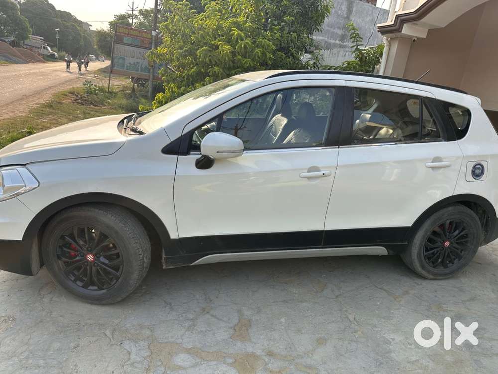 Maruti S-cross Delta Diesel  2017 Model  98,000 Km  ₹6.5 Lakh