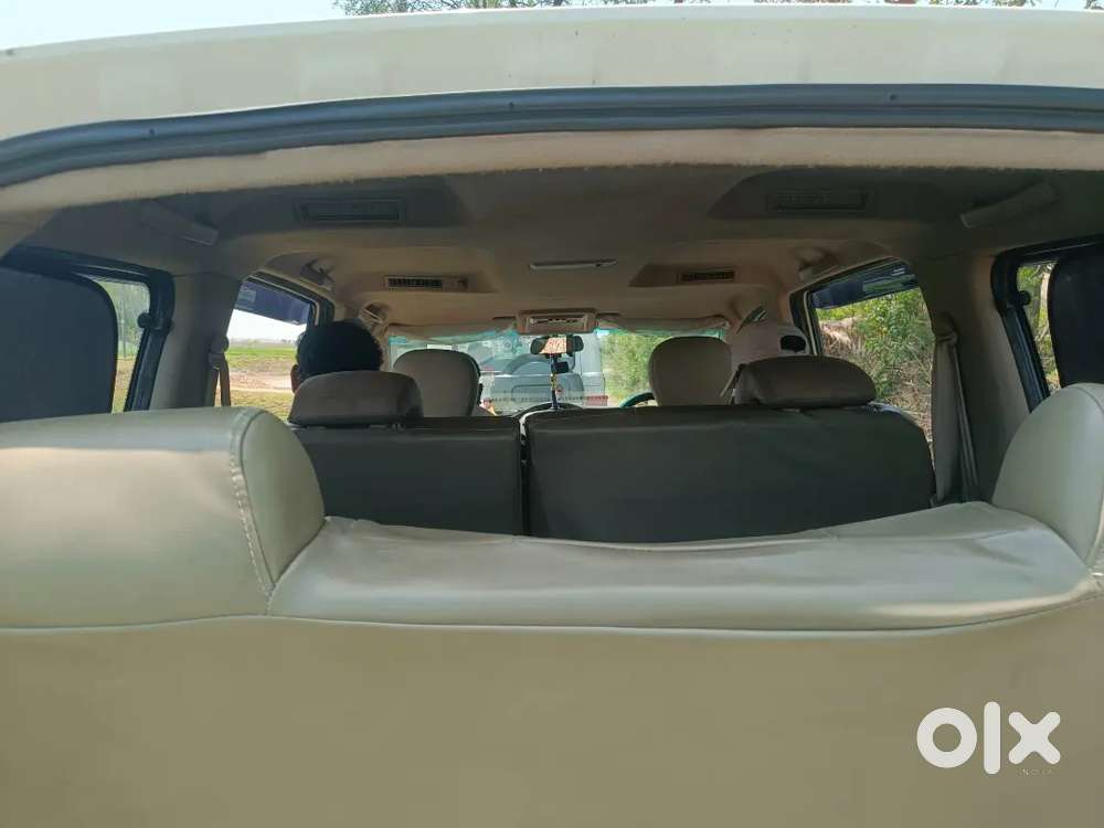 Very Good Condition One Hand Driven.