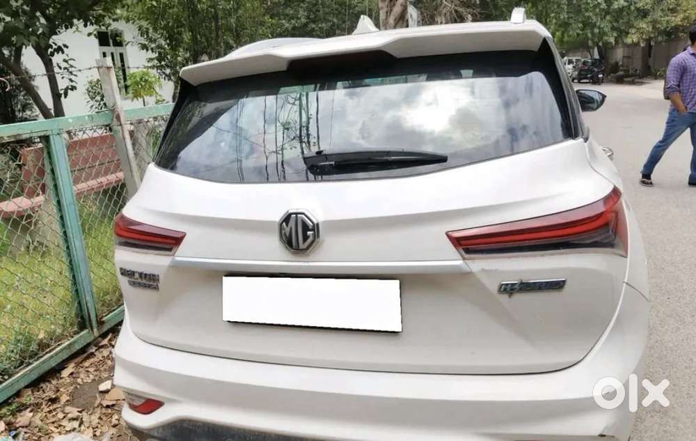 Mg Hector Plus Style 1.5 Petrol Turbo Mt 7-str, 2021, Petrol