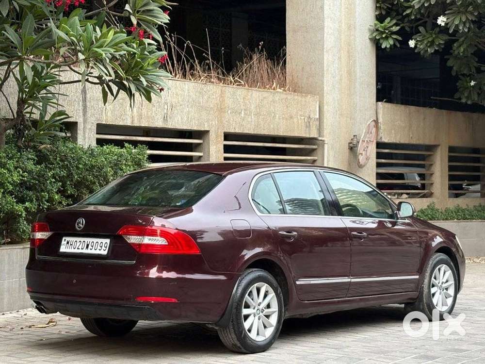 Skoda Superb 1.8 Elegance Tsi At, 2015, Petrol