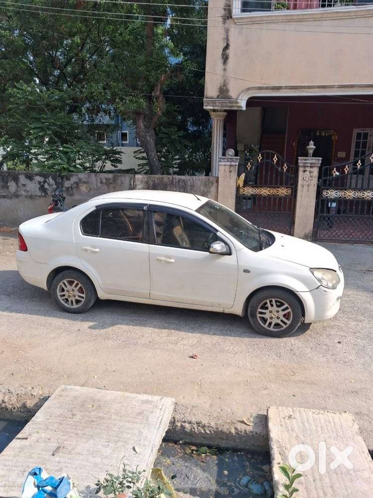 Ford Fiesta White Diesel