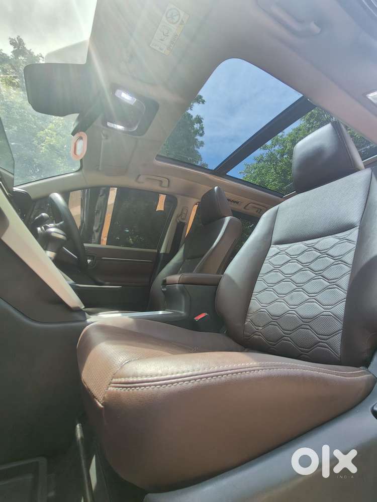 Toyota Innova Hycross 2.0 Zx Hybrid 7 Str, 2023, Petrol