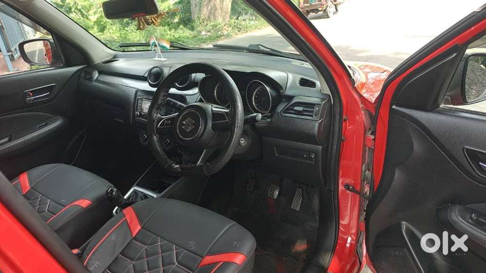 Maruti Suzuki Swift Vxi + Manual, 2019, Petrol