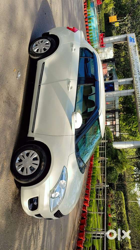 Maruti Suzuki Swift Dzire Vdi Bsiv, 2013, Diesel