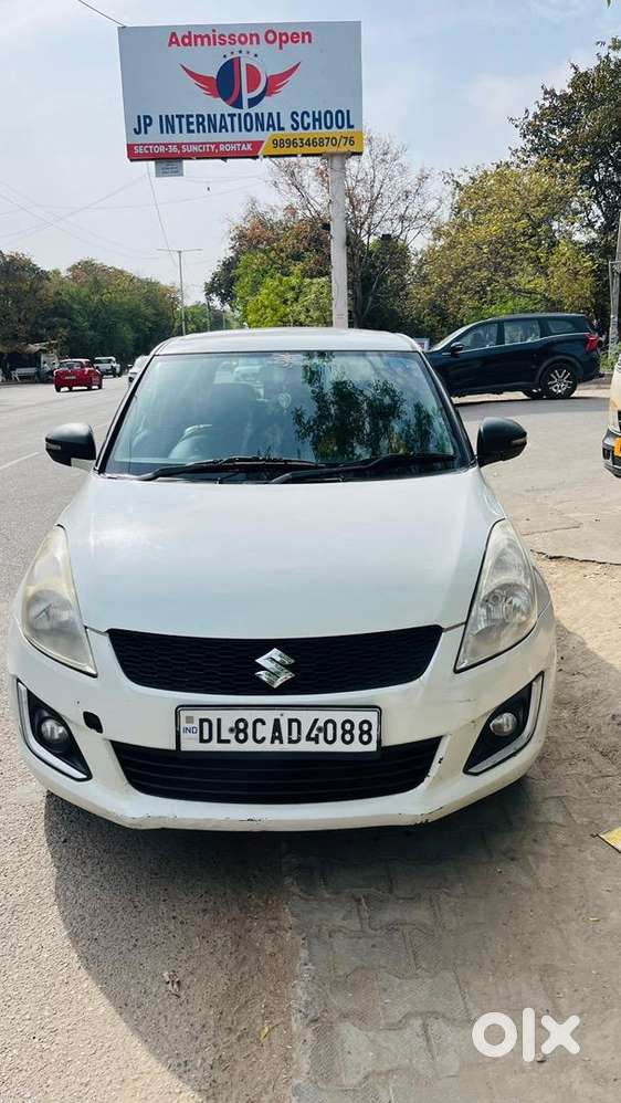 Maruti Suzuki Swift 2015 Petrol Well Maintained