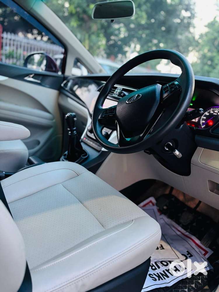 Mahindra Marazzo M8, 2018, Diesel