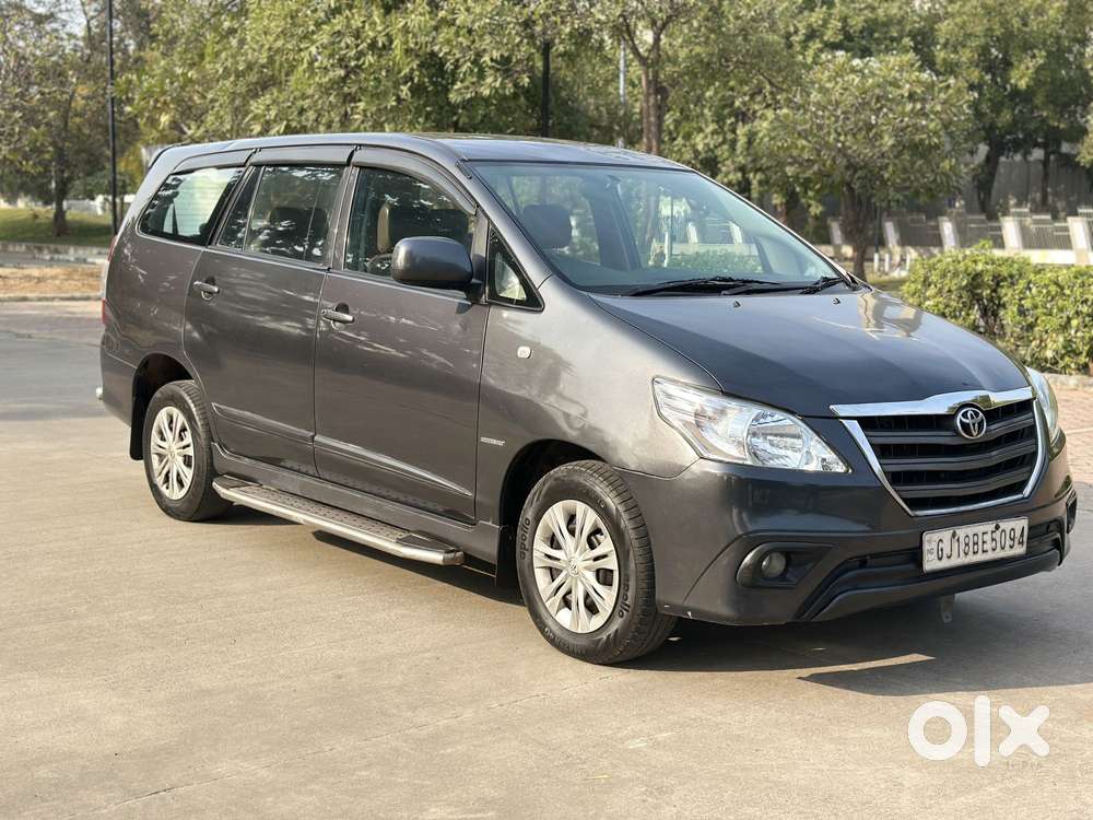 Toyota Innova 2.5 G (diesel) 8 Seater, 2015, Diesel