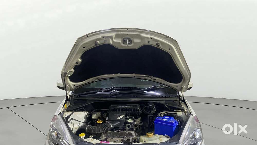 Tata Tiago 1.2 Revotron Xt, 2017, Petrol