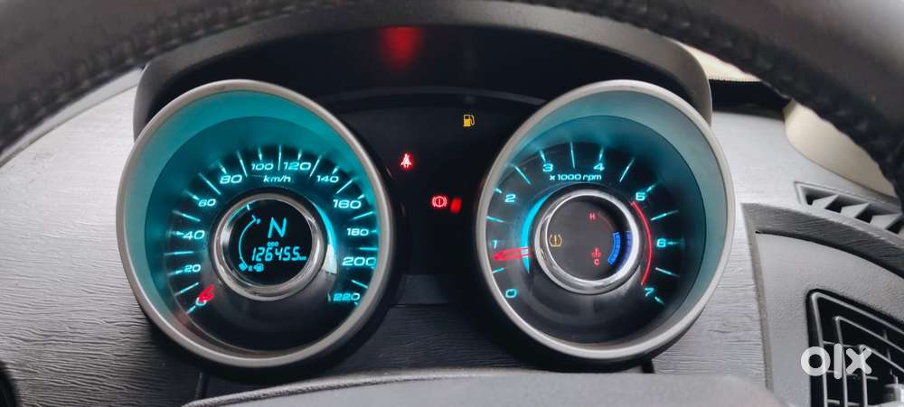 Mahindra Xuv500 2.2 W10, 2016, Diesel